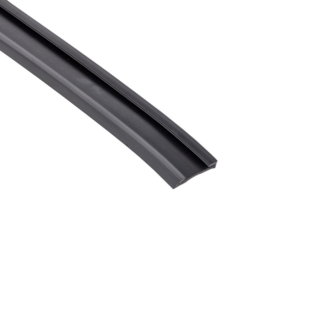 Rubber extrusion door seal
