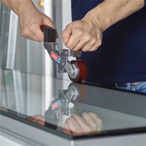 Tape High Bond Blk Acrylic (25 x 1mm) 25M Coil